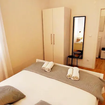 Apartmani Cvita Omiš Exteriér fotografie