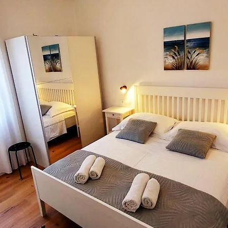 Apartmani Cvita Omiš Exteriér fotografie